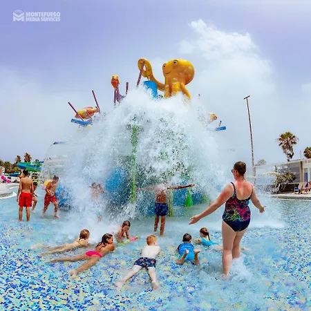 Daire Sara & Gino's House